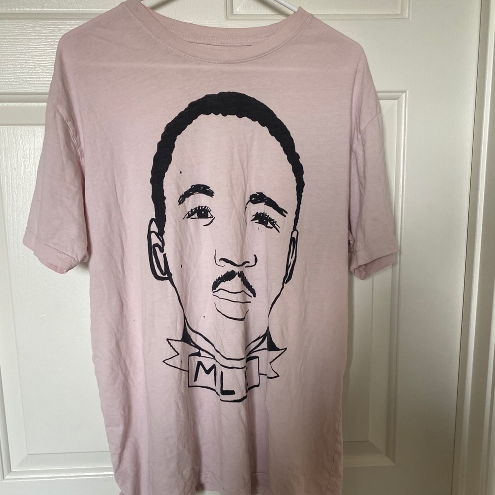 DeerDana tee